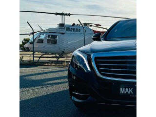 Get professionally licensed and fully trained chauffeurs for airport transfers in Perth.